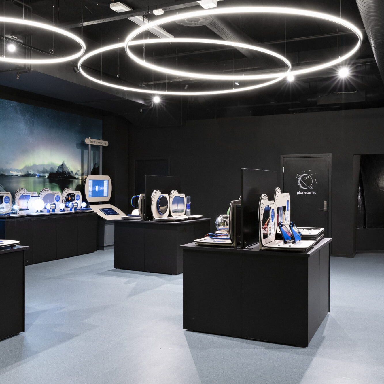 Utforsk universet på vitensenteret